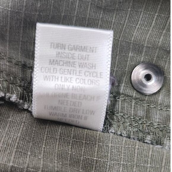 Cj Banks Light Olive Green Mid Rise Stretch Cotton Capri Pants Women's Size 4 - Picture 10 of 13